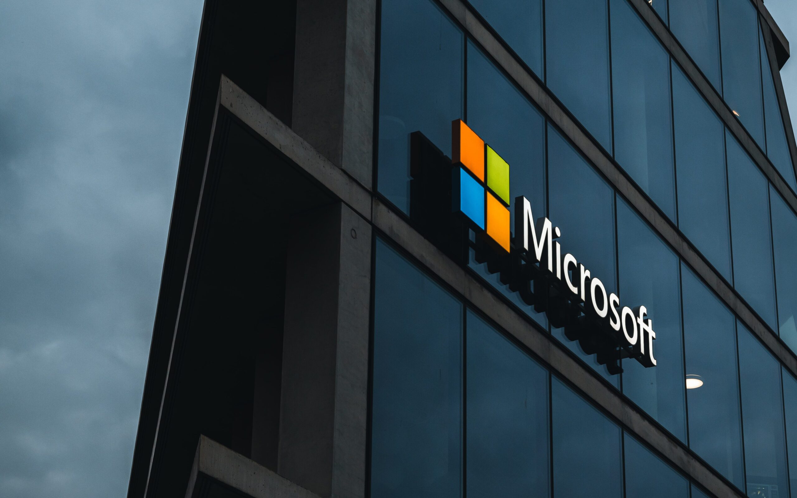 ChatGPT Konkurrenten: Microsoft könnte Zugang einschränken